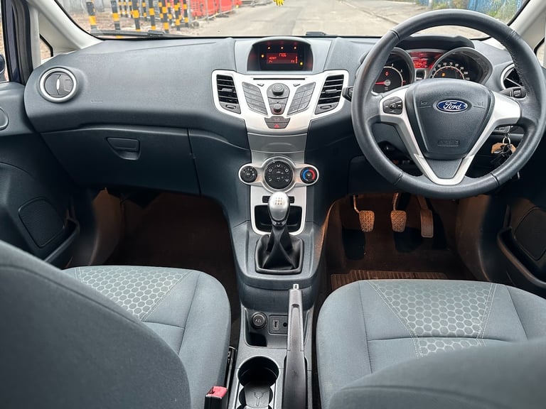 2012 Ford Fiesta 1.4 Zetec 5dr HATCHBACK Petrol Manual
