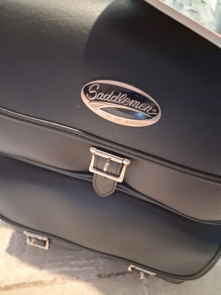 Sissy bar bag Saddlemen EX2200