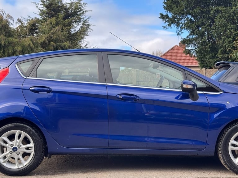2015 Ford Fiesta 1.0T EcoBoost Zetec Hatchback 5dr Petrol Powershift Euro 6 (100 ps) Hatchback Pe...