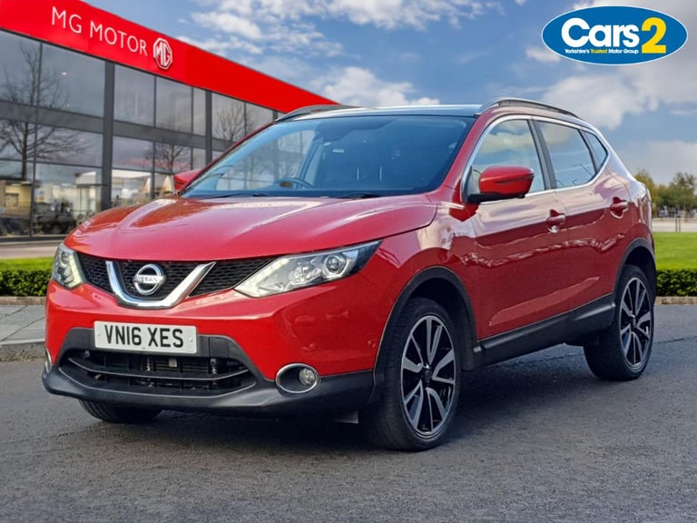 2016 Nissan Qashqai 1.6 dCi Tekna 5dr Xtronic Hatchback Diesel Automatic