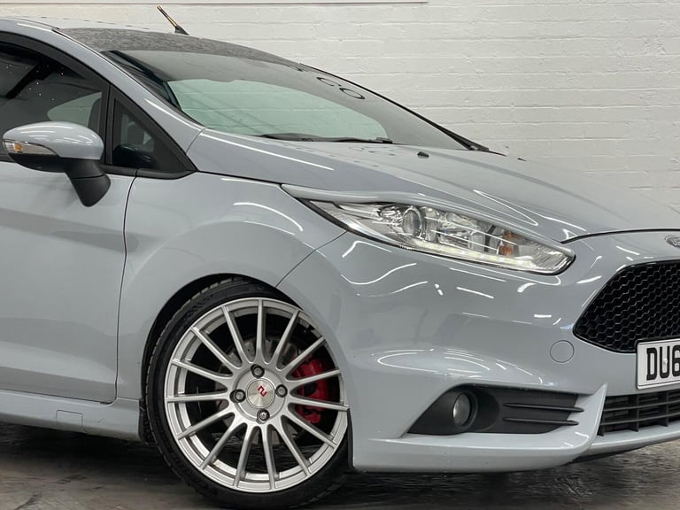 2016 Ford Fiesta 1.6T EcoBoost ST-200 Euro 6 3dr HATCHBACK Petrol Manual
