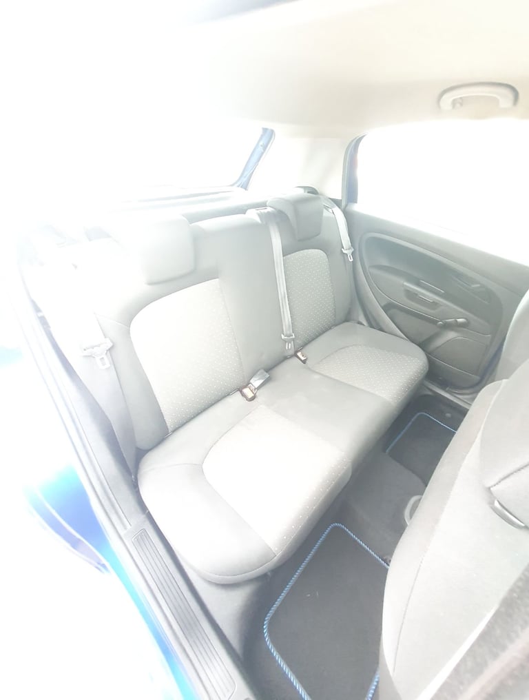 Fiat Punto Long Mot Hatchback, 2009, Manual, 1368 (cc), 5 doors