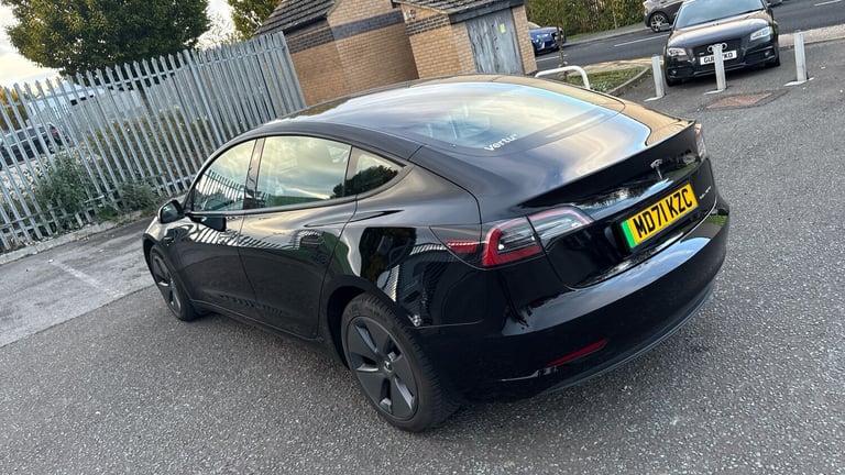 2022 Tesla Model 3 Long Range AWD 4dr Auto Electric Saloon Saloon Electric Automatic