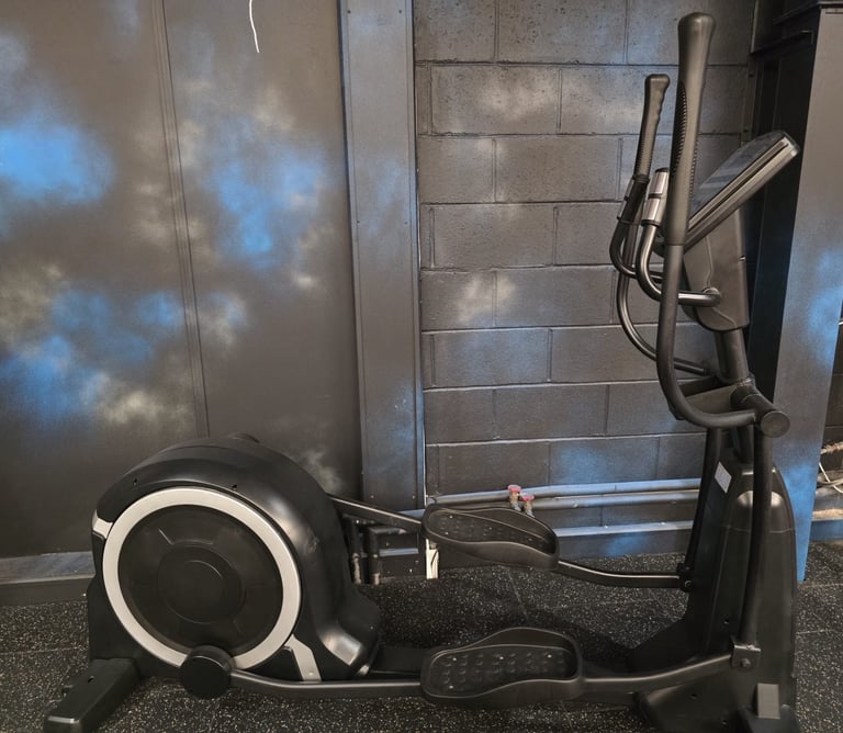 image for £2000 CROSS TRAINER