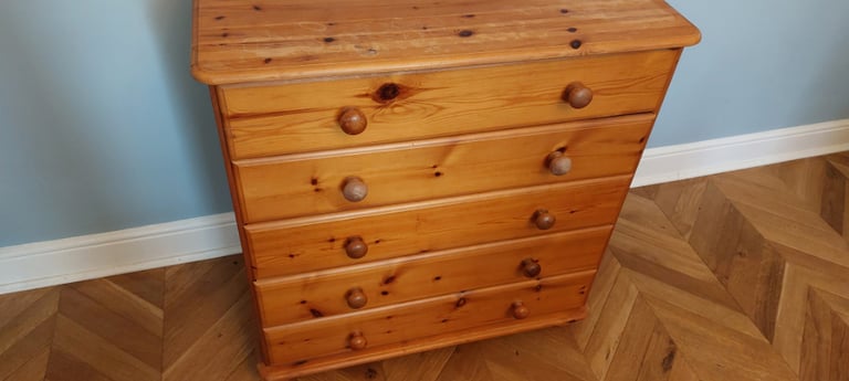 Pine chest of drawers for Sale | Bedroom Dressers & Chest of Drawers |  Gumtree