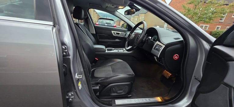 2013 Jaguar XF 2.2d [200] Sport 4dr Auto SALOON Diesel Automatic