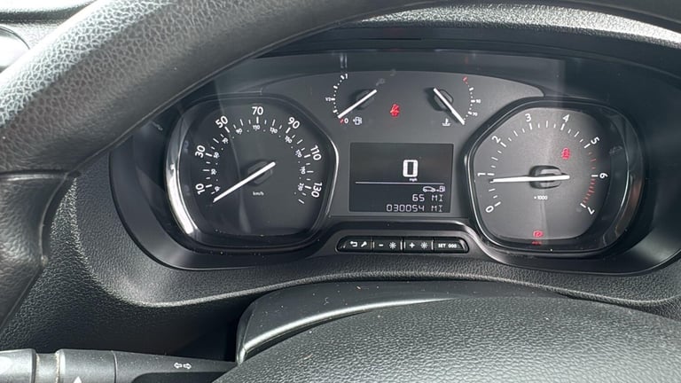 2023 Peugeot Expert 1.5 Bluehdi 1000 Professional Premium + Standard Panel Van Panel Van Diesel M...