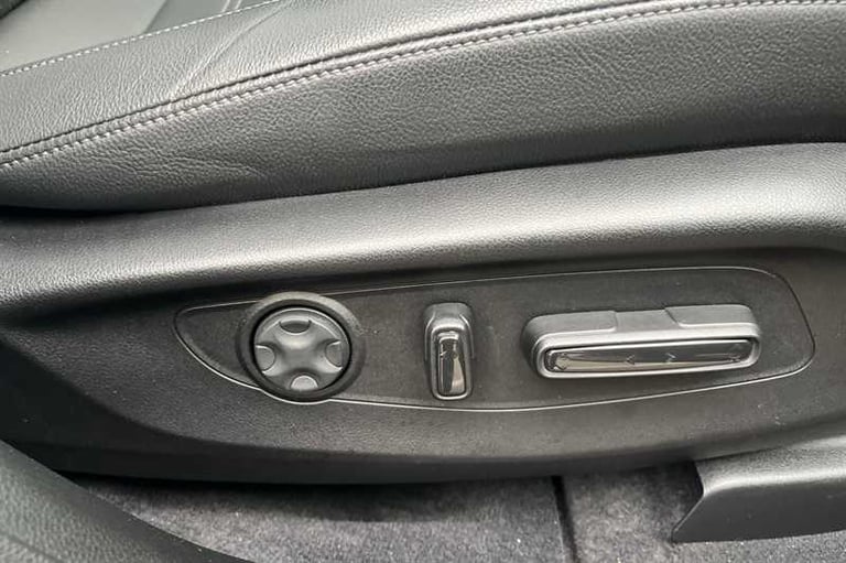 2023 Honda CR-V 2.0 ePHEV Advance Tech 5dr eCVT Estate Hybrid Automatic