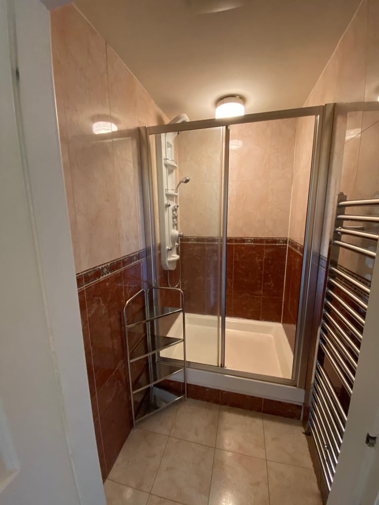 Two Bedroom flat in Glen Street Edinburgh 