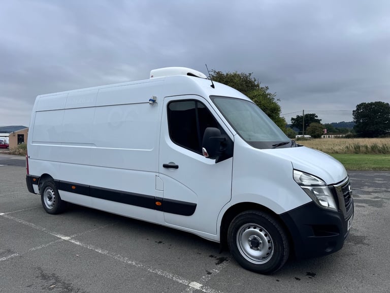2020 Nissan NV400 Nissan NV400 2020 Mwb Fridge Van 2.3 dci 135ps MOT and Full History !! PANEL VA...