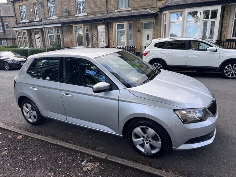 Skoda, FABIA, Hatchback, 2015, Auto, 1197 (cc), 5 doors