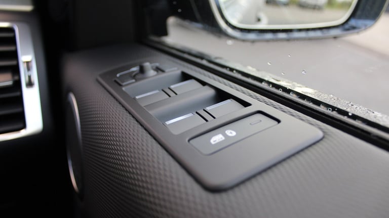 2025 Land Rover Discovery 3.0 D350 Metropolitan Edition 5dr Auto Estate Diesel Automatic