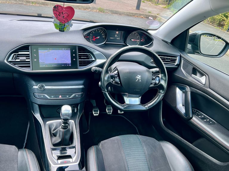Peugeot, 308, Hatchback, 2019, Manual, 1199 (cc), 5 doors