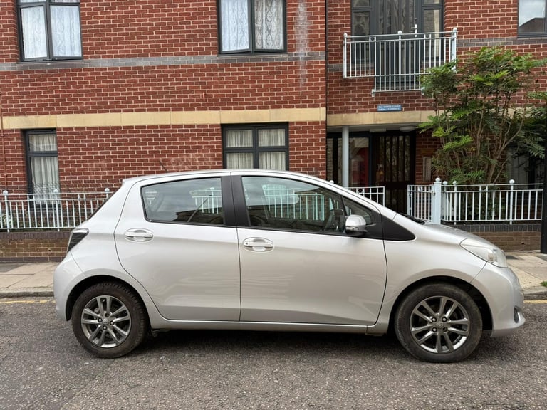 2014, Toyota YARIS ,133 VVT-i Icon+ 5dr