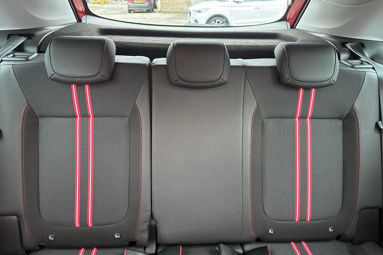 2023 Vauxhall Crossland 99594 Hatchback Petrol Automatic