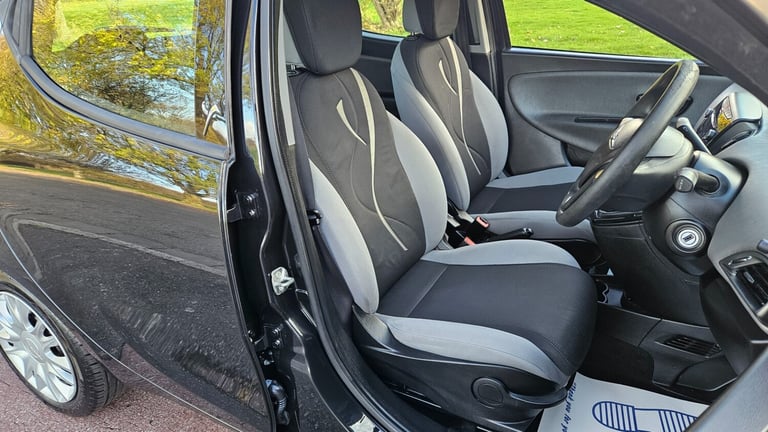 2013 Chrysler Ypsilon 1.2 S 5dr HATCHBACK Petrol Manual