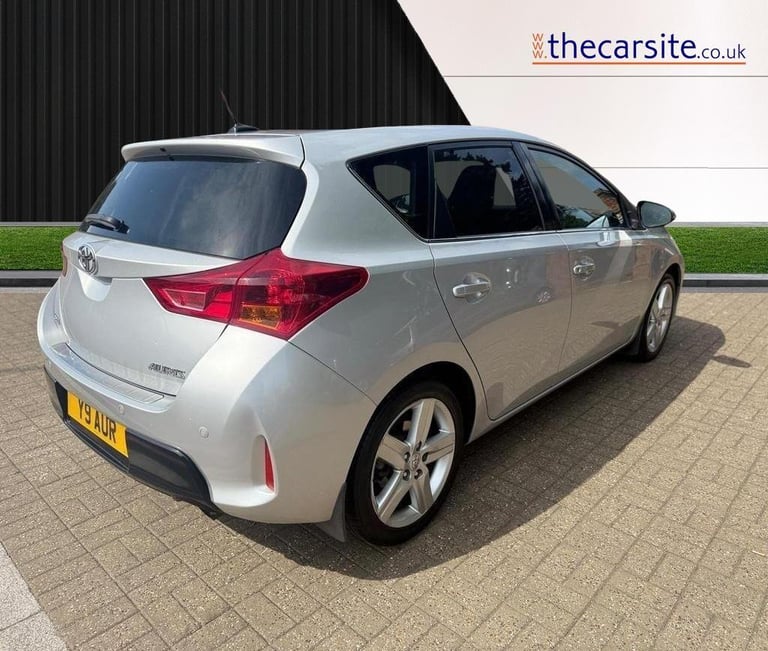 2013 Toyota Auris 1.6 V-Matic Excel Multidrive S Euro 5 5dr HATCHBACK Petrol Automatic