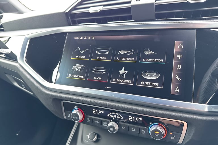 2022 Audi Q3 Black Edition 40 TFSI quattro 190 PS S tronic SUV PETROL Automatic