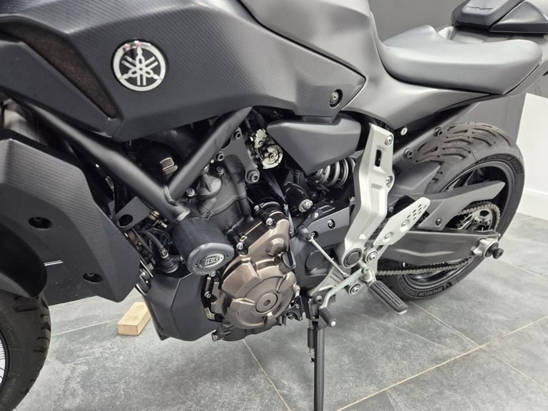 YAMAHA MT07