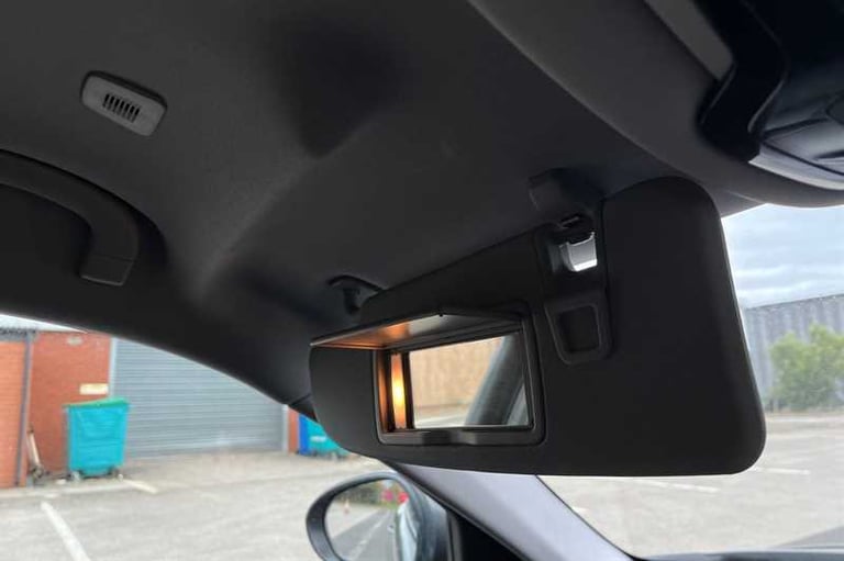 2019 Alfa Romeo Giulia 2.0 TB 280 Veloce 4dr Auto SALOON PETROL Automatic