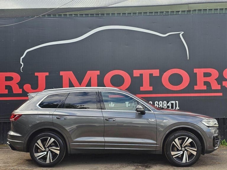 2019 Volkswagen Touareg 3.0 V6 TSI 4Motion R-Line Tech 5dr Tip Auto ESTATE PETROL Automatic