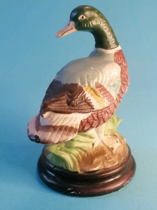 5-inch  goose sculpture. 