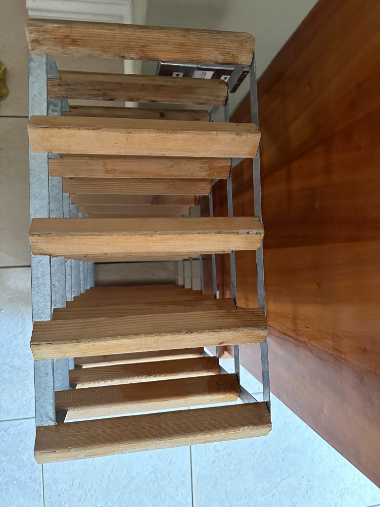 24 Bottle Pine Wood & Stainless Steel Wine Rack