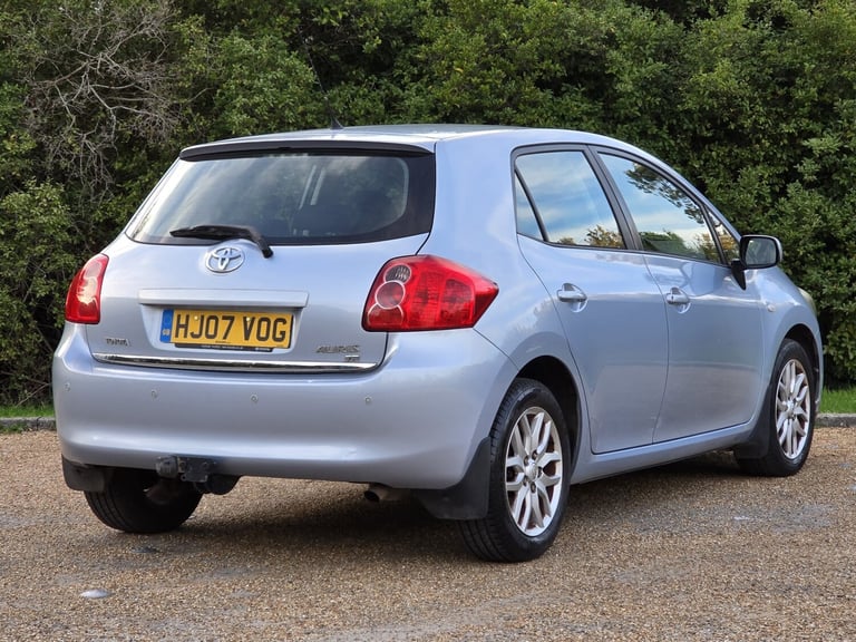 2007 Toyota Auris 1.6 Automatic VVTi TR MM 5dr . 87000 Miles . CHEAP on Fuel. GOOD Car. HATCHBACK...