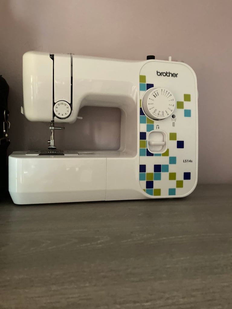 Brand new sewing machine 