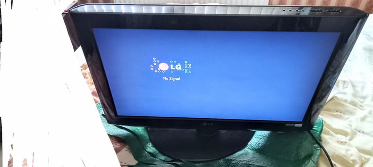 image for LG 26inch Freeview TV