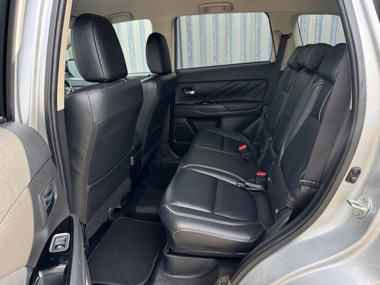 2018 Mitsubishi Outlander 2.0 HYBRID AUTOMATIC 4WD ESTATE Petrol Parallel Phev Automatic