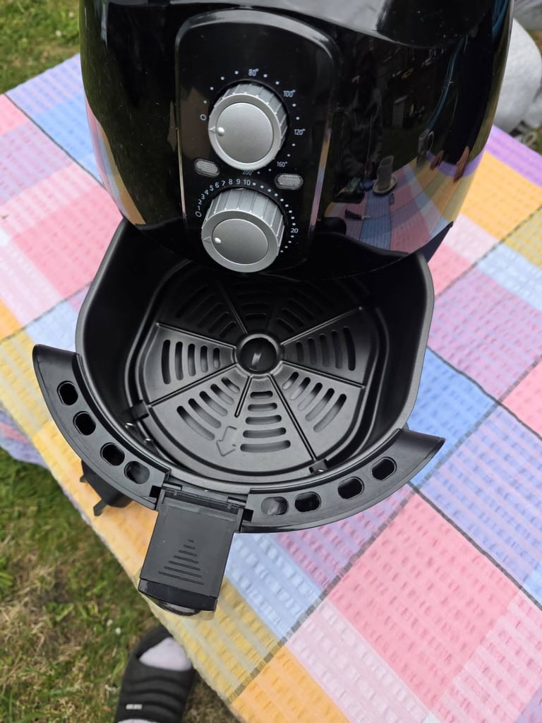 4 L Tower Vortx Air fryer 