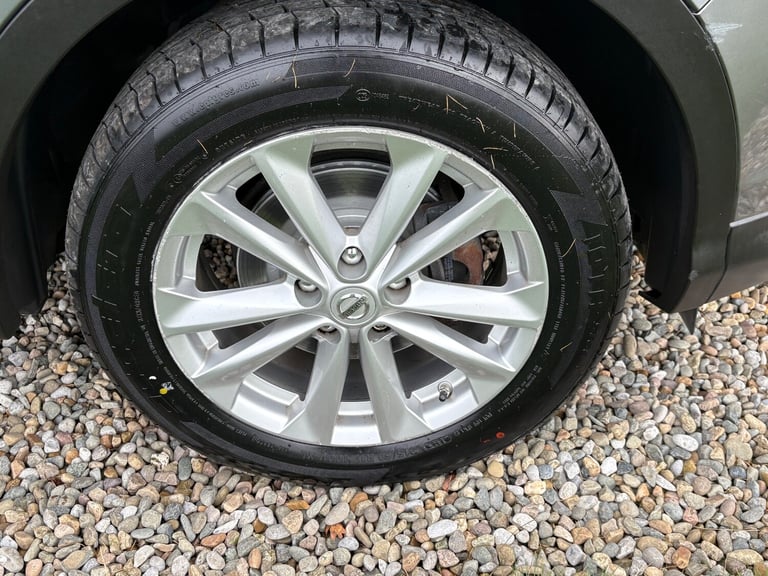 2014 Nissan Qashqai 1.5 dCi Acenta Premium 5dr HATCHBACK Diesel Manual