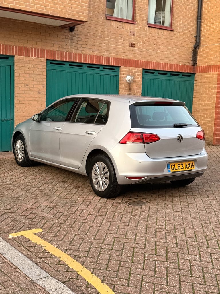 Volkswagen, GOLF, Hatchback, 2014, Manual, 1197 (cc), 5 doors