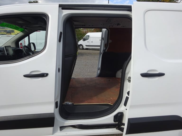 2020 Vauxhall Combo CARGO L2 (LWB) 1.5TD 2300 [A/C] - FSH Panel Van Diesel Manual