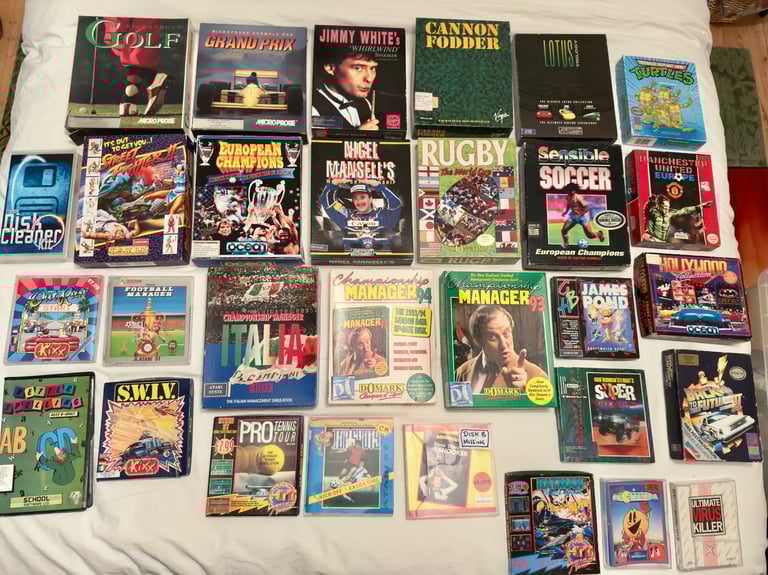 HUGE & RARE ATARI 1040 STE BUNDLE (VGC) inc. Games, LCD Monitor, Joysticks etc.
