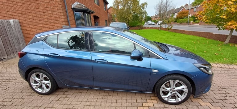 Vauxhall, ASTRA, SRI NAV, Hatchback, 2016, Manual, 1598 (cc), 5 doors