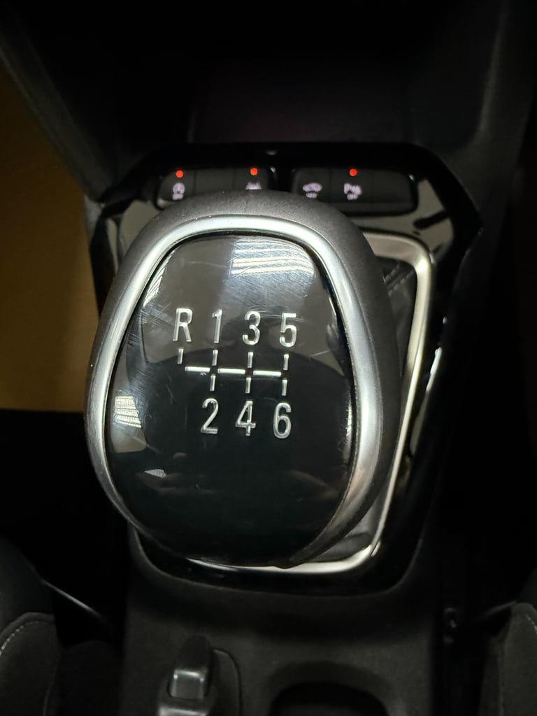 2020 Vauxhall Corsa 1.2 Turbo Elite Nav 5dr HATCHBACK Petrol Manual