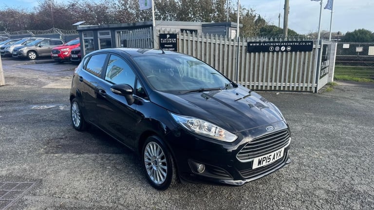2015 Ford Fiesta TITANIUM Hatchback Petrol Manual