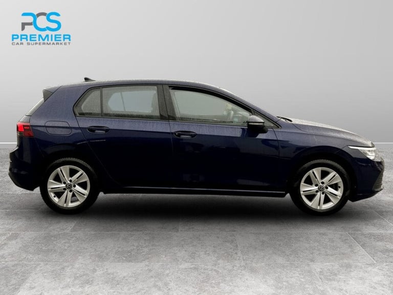 2022 Volkswagen Golf TSI Life Hatchback Petrol Manual