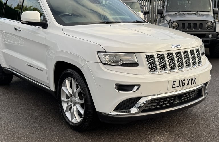 2016 Jeep Grand Cherokee 3.0 V6 CRD Summit SUV 5dr Diesel Auto 4WD Euro 6 (247 bhp) ESTATE Diesel...