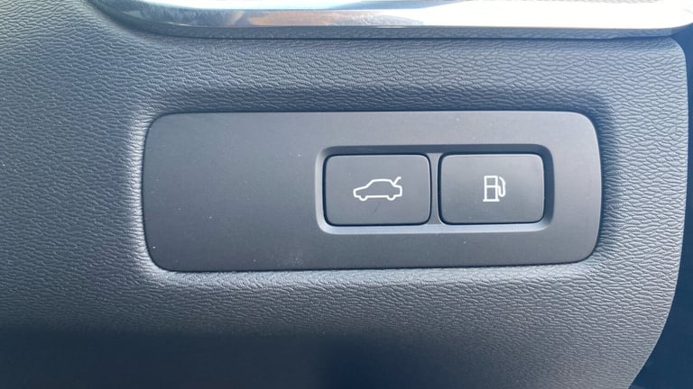 2024 Volvo XC60 2.0 T6 350 RC PHEV Plus Black Ed 5dr AWD Gtron Estate Estate Hybrid Automatic