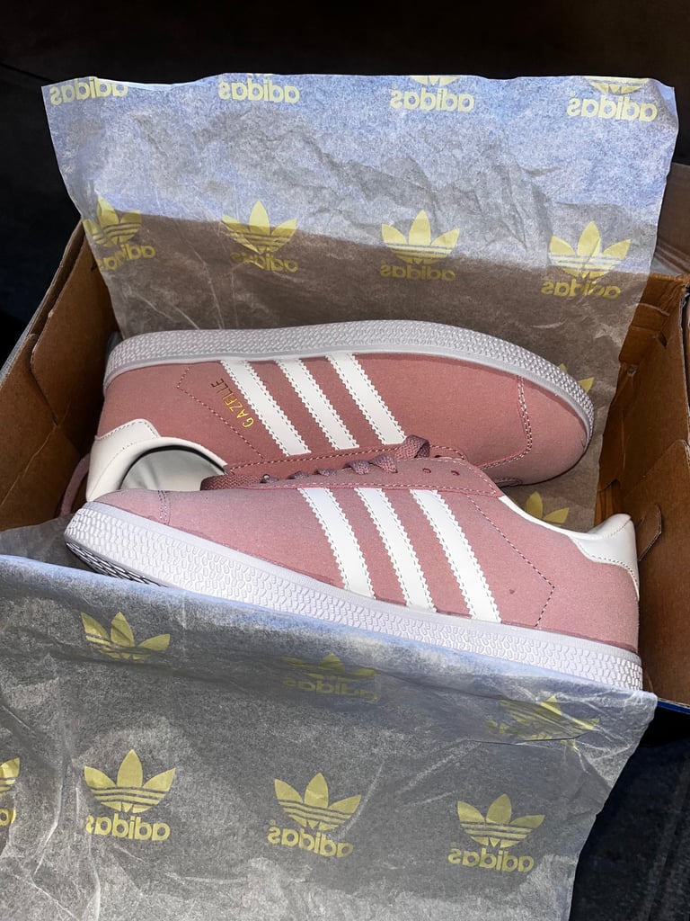 image for Uk4.5 Light Pink Adidas Gazelles 