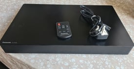 Panasonic flat sound bar SC-HTE80 home theatre audio system. Original remote control. working order.