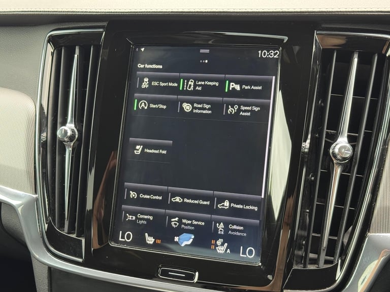 2018 Volvo S90 2.0 D4 R-Design Auto Euro 6 (s/s) 4dr SALOON Diesel Automatic