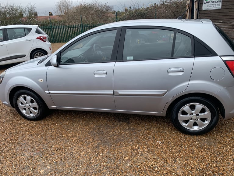 2009 Kia Rio 1.4 Strike 5dr HATCHBACK Petrol Manual
