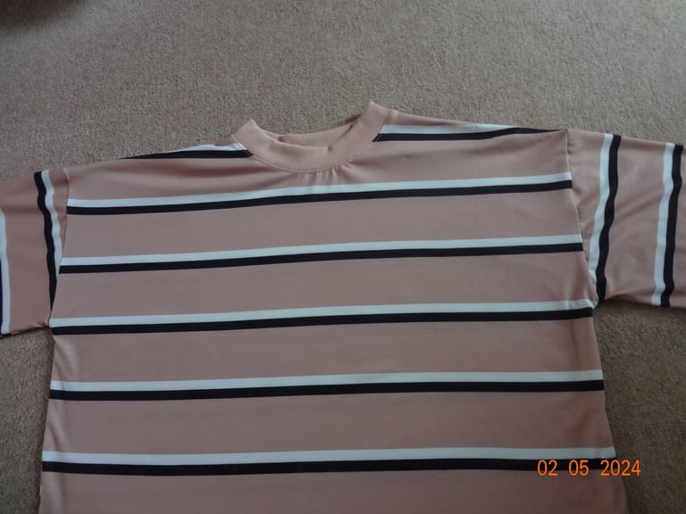 Ladies/Girls Top