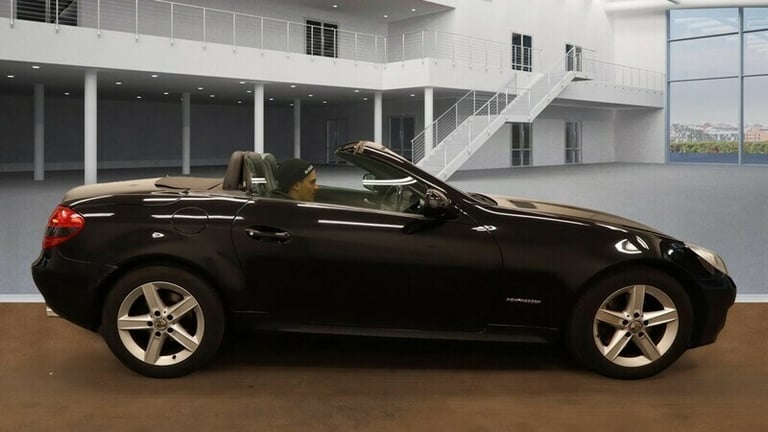 Mercedes-Benz CLS 1.8 SLK200K Convertible 2dr Petrol Tiptronic Euro 4 (184 ps)