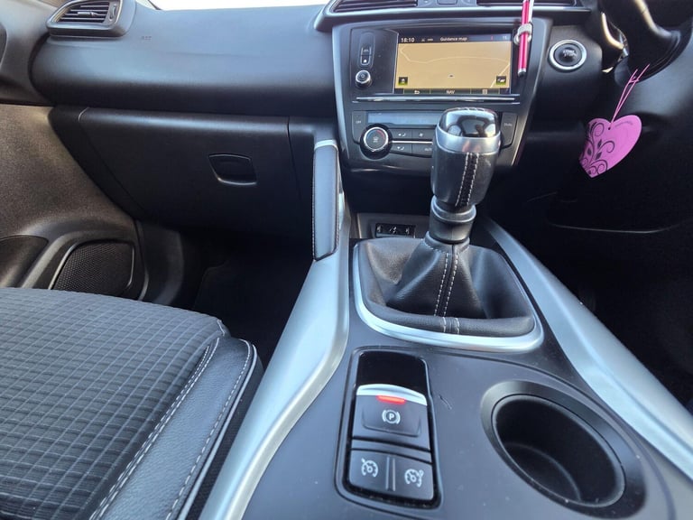 2017 Renault Kadjar 1.5 dCi Signature Nav Euro 6 (s/s) 5dr Diesel