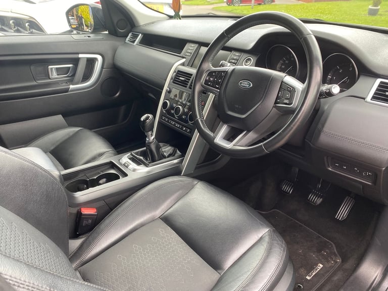 2016 Land Rover Discovery Sport TD4 SE TECH 5-Door Diesel